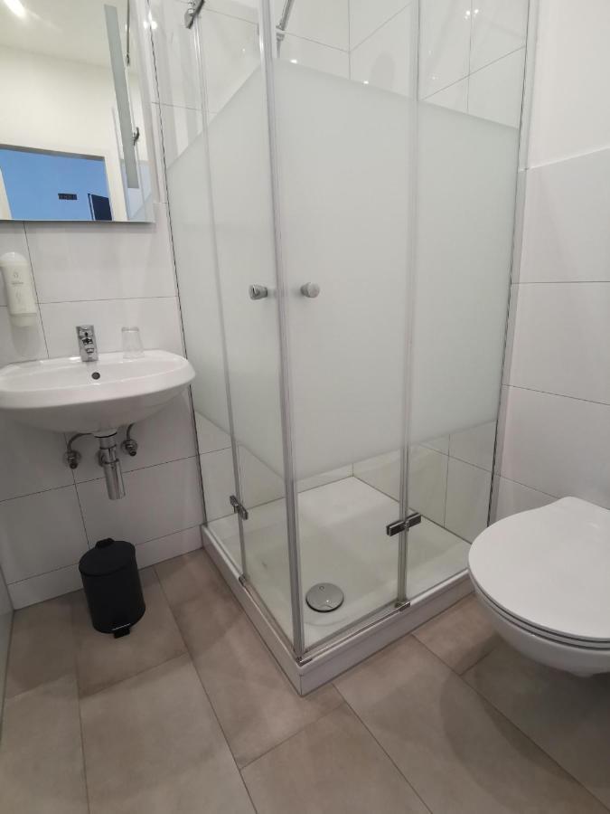Max Hotel Duesseldorf Self-Check-In Екстериор снимка