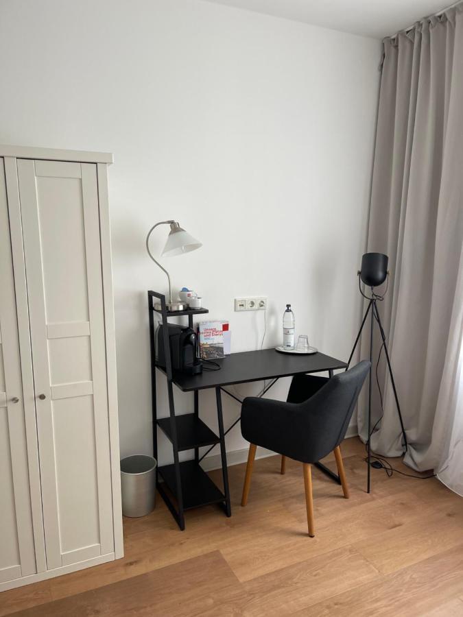 Max Hotel Duesseldorf Self-Check-In Екстериор снимка