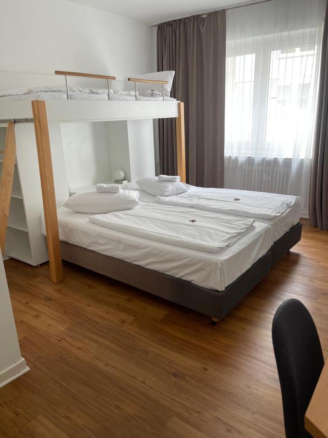 Max Hotel Duesseldorf Self-Check-In Екстериор снимка