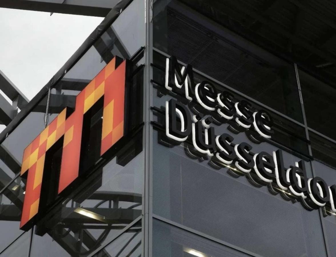 Max Hotel Duesseldorf Self-Check-In Екстериор снимка