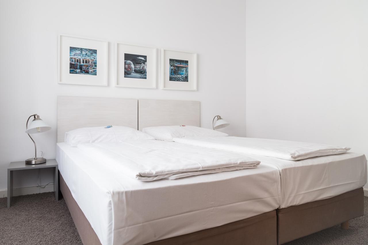 Max Hotel Duesseldorf Self-Check-In Екстериор снимка