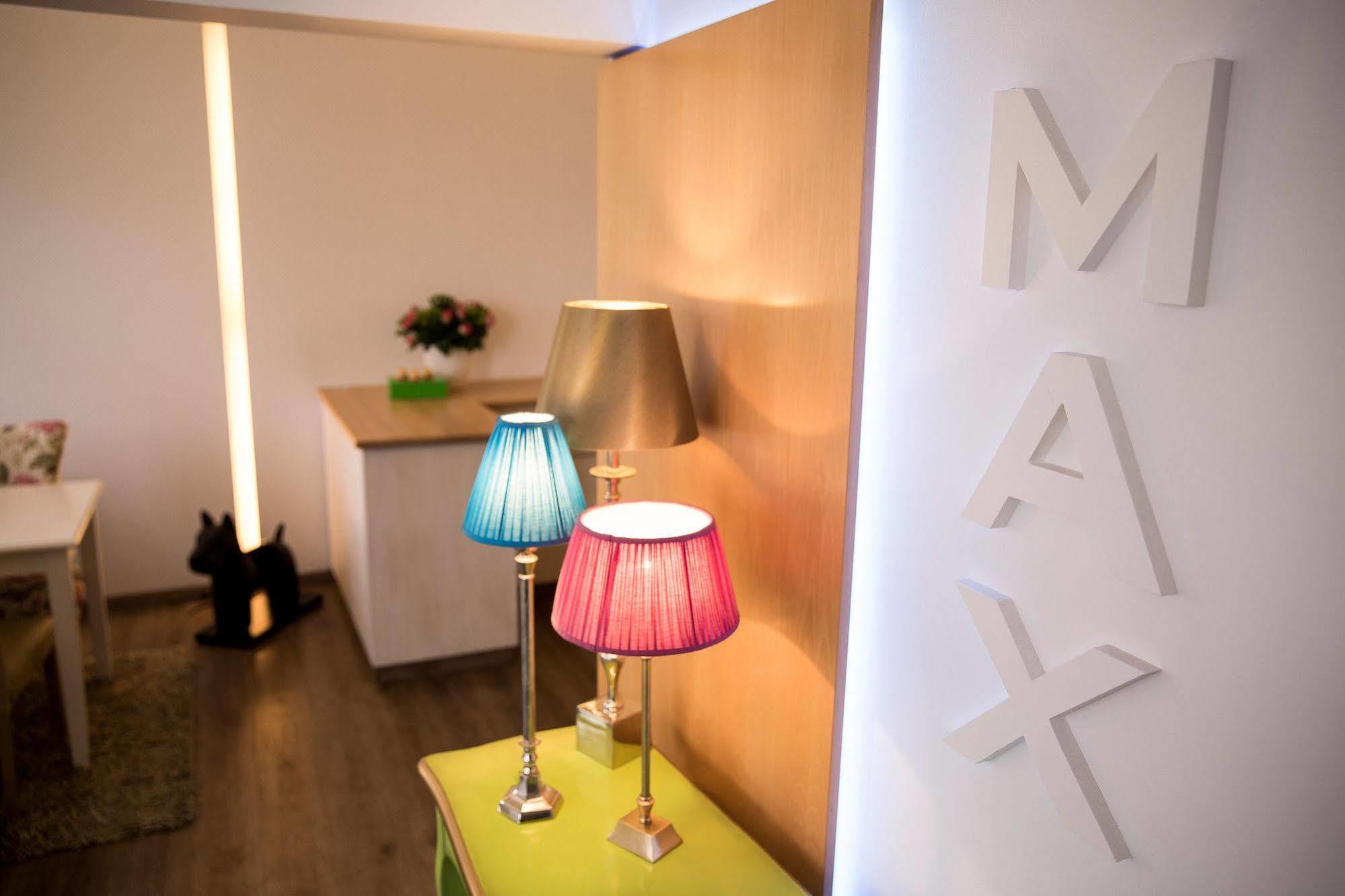Max Hotel Duesseldorf Self-Check-In Екстериор снимка