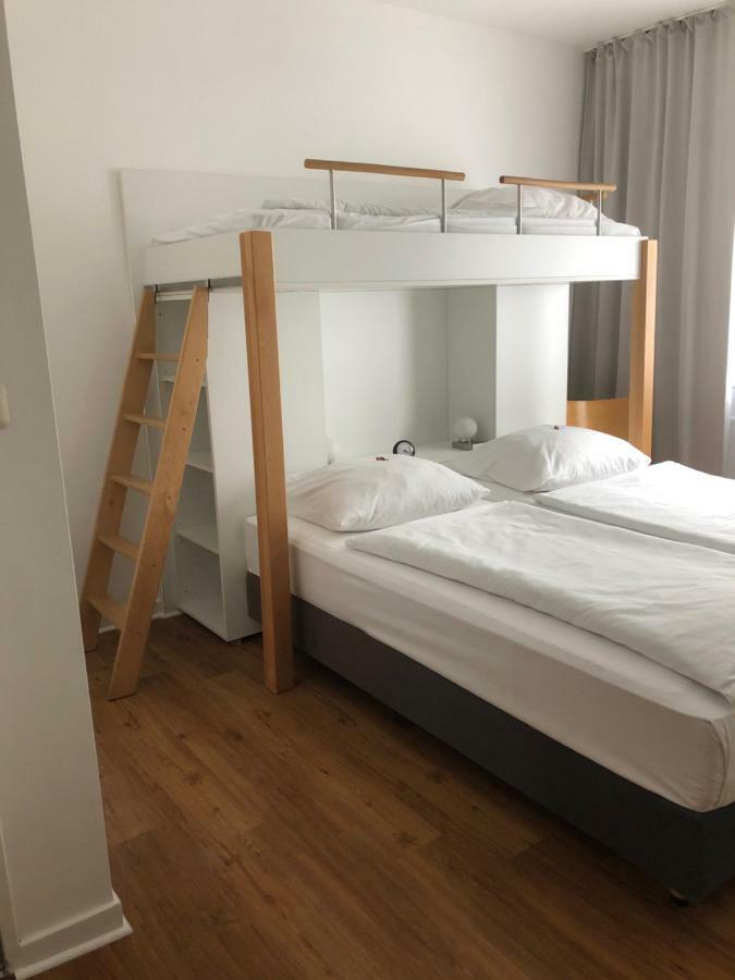 Max Hotel Duesseldorf Self-Check-In Екстериор снимка